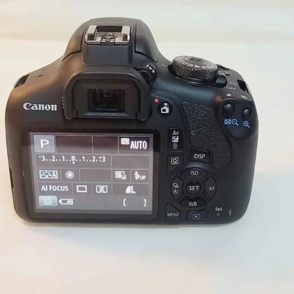 Camera Canon EOS Revel T7 18-55mm EF-S Lens Fully Functional